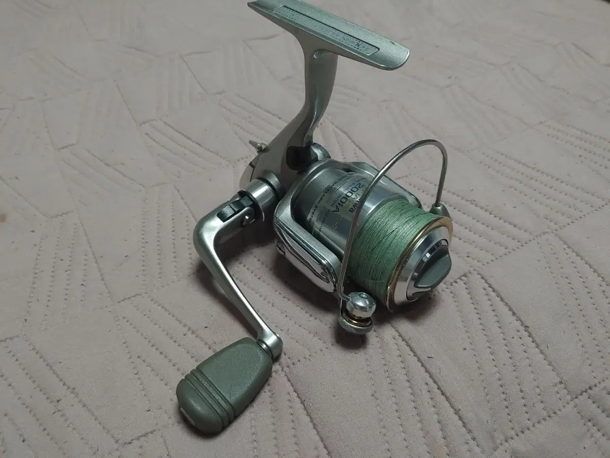 Daiwa Tournamen-S 4000 スピニングリール 【公式通販】
